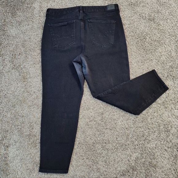 American Eagle Black Curvy Super High Rise Dream Jeans - Picture 2 of 6